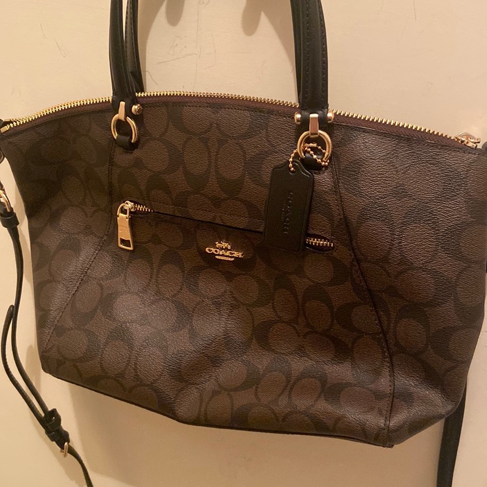 Coach crossbody purse, like new, never used